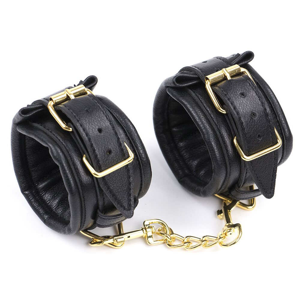 DISCOUNT Golden Touch Cuffs – Pehmeät Kahleet Eleganttiin Leikkiin Musta