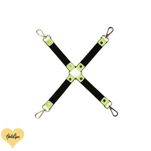 Radiant Pimeässä Hohtava Hog-Tie
