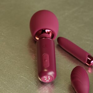 Glam Bold Travel Wand