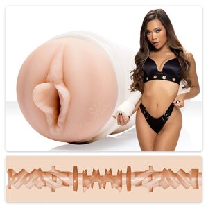 Fleshlight Girls Violet Myers with Exotica textuur