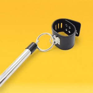 Spreader Bar & Kahleet ranteisiin ja nilkkoihin