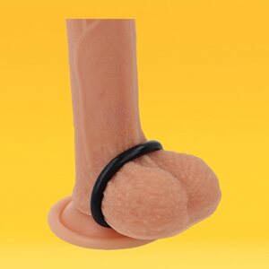 Magnum Erection Penisrengas Musta 3.5cm