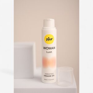 Pjur Woman Lust Vibrating Orgasm Gel 15 ml