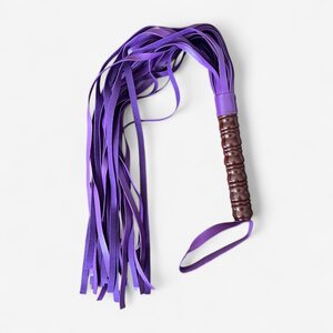 Vain liikkestä Purple Seduction Flogger – Luxurious BDSM Whip