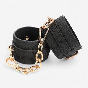 LateToBed Weaving Pattern Ankle Cuffs – Golden Chain & Luxurious BDSM Design