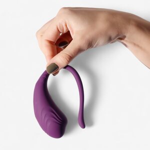 Crushious Tamago Vibrating Egg – Rechargeable Remote-Controlled Love Egg
