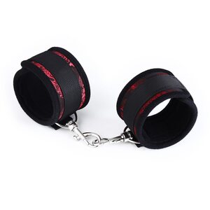 Velvet Restraint Cuffs – Pehmeät Rannekahleet