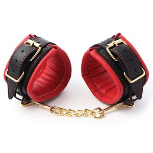 DISCOUNT Golden Touch Cuffs – Pehmeät Kahleet Eleganttiin Leikkiin